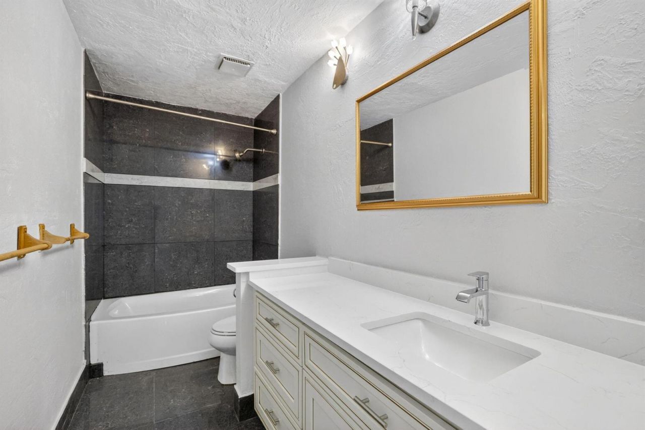 2403 NW 118th Terrace, Coral Springs, FL 33065 Photo