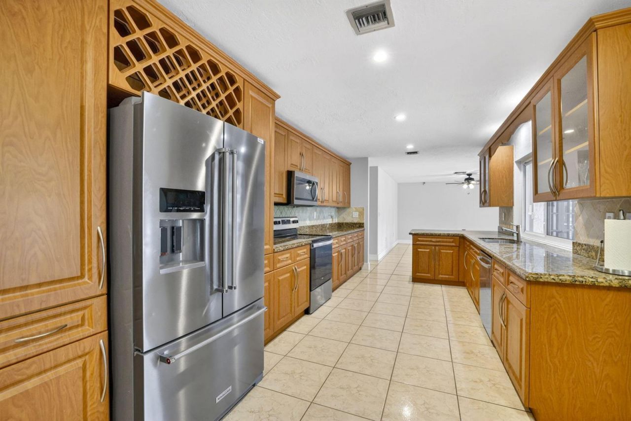 2403 NW 118th Terrace, Coral Springs, FL 33065 Photo