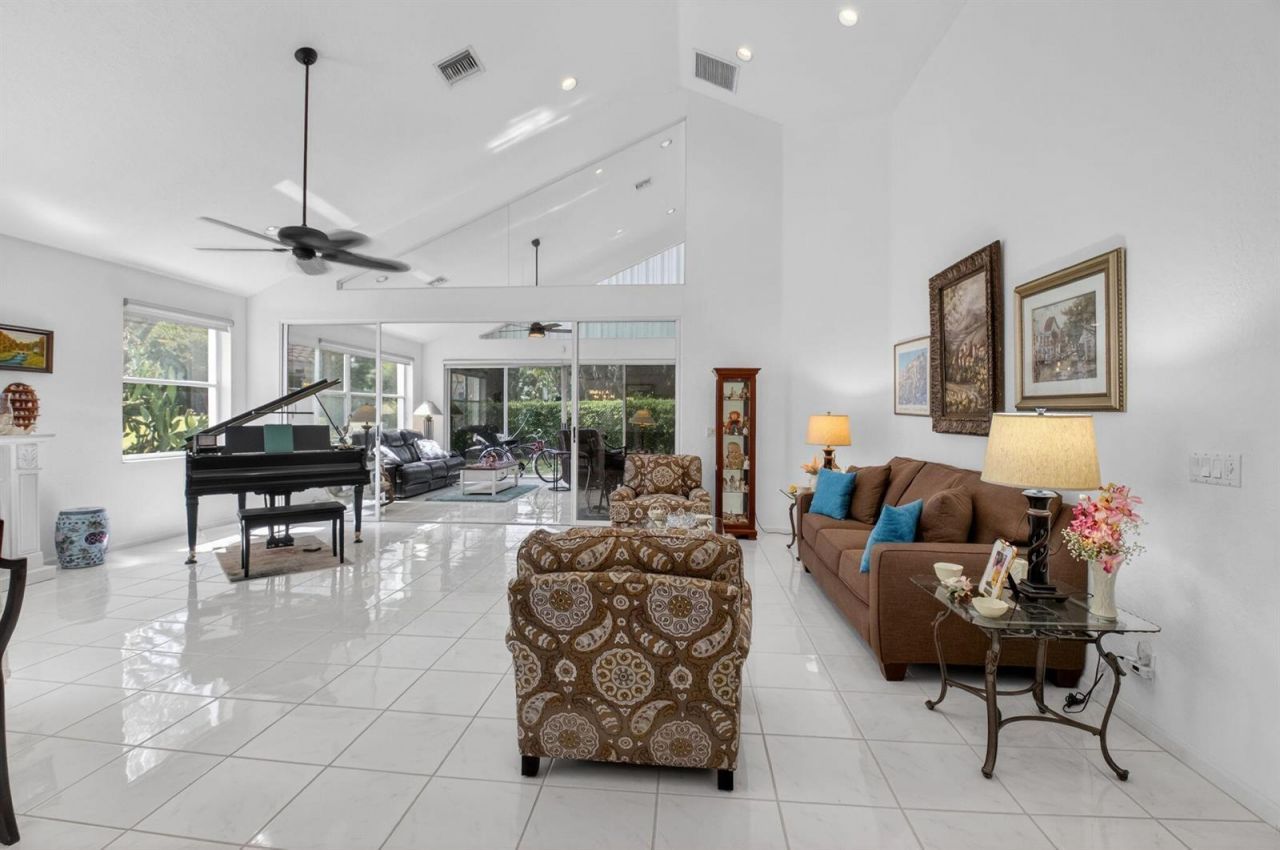 11893 Fountainside Circle , Boynton Beach, FL 33437 Photo