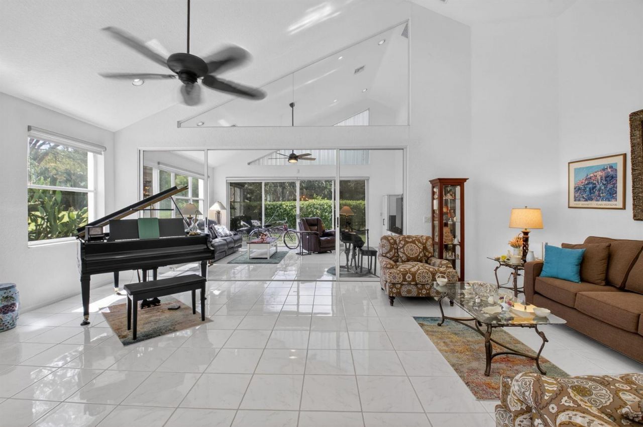 11893 Fountainside Circle , Boynton Beach, FL 33437 Photo