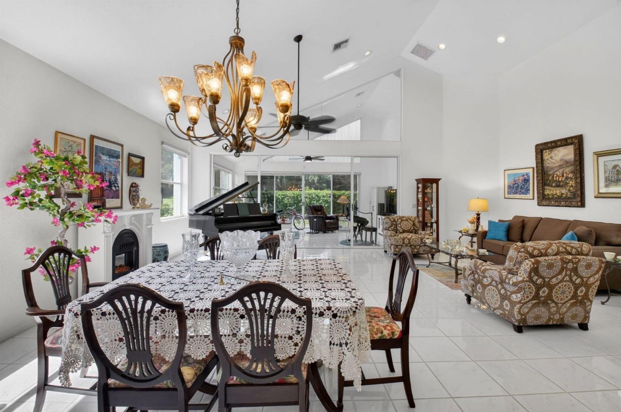 11893 Fountainside Circle , Boynton Beach, FL 33437 Photo