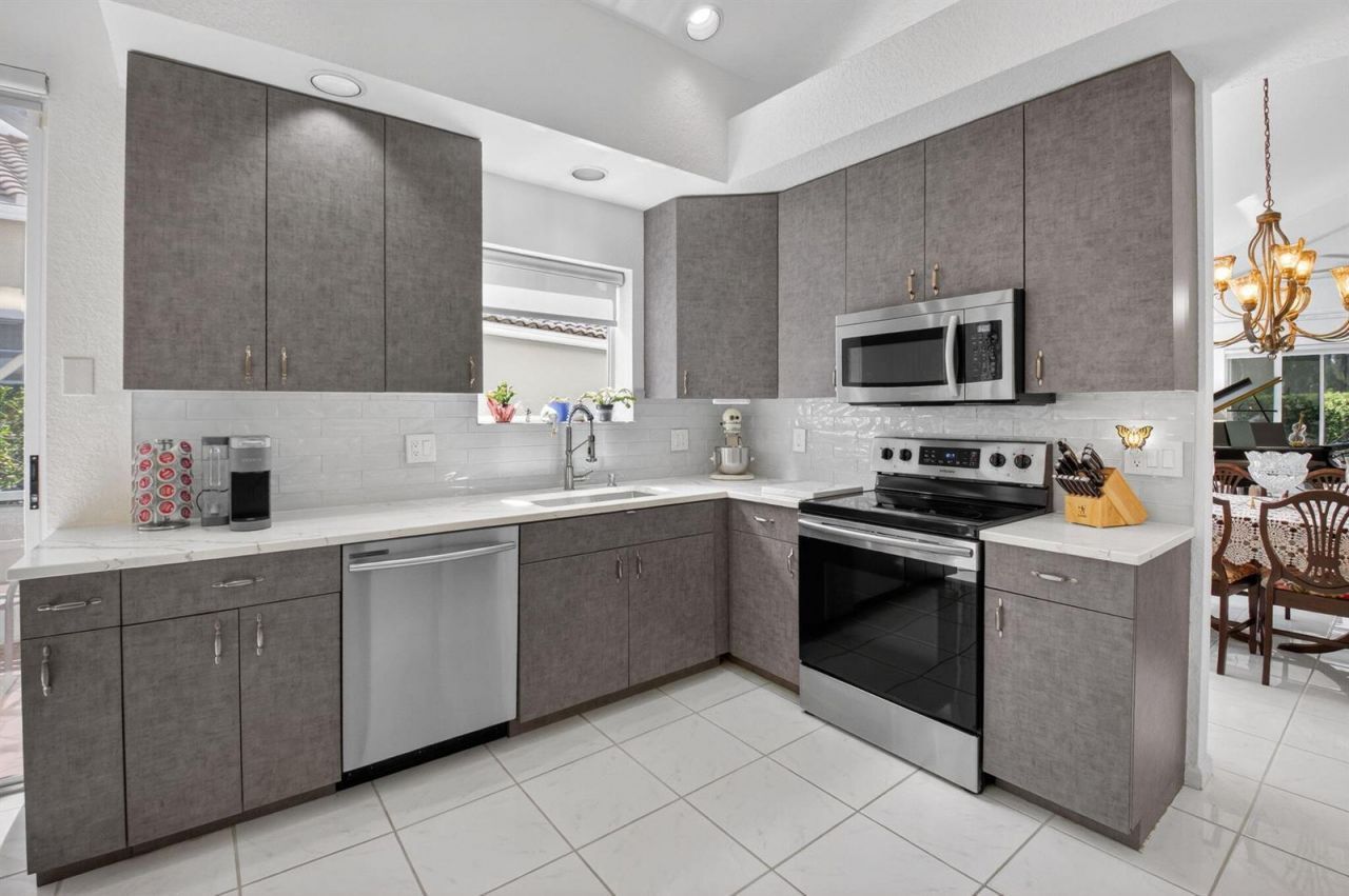 11893 Fountainside Circle , Boynton Beach, FL 33437 Photo