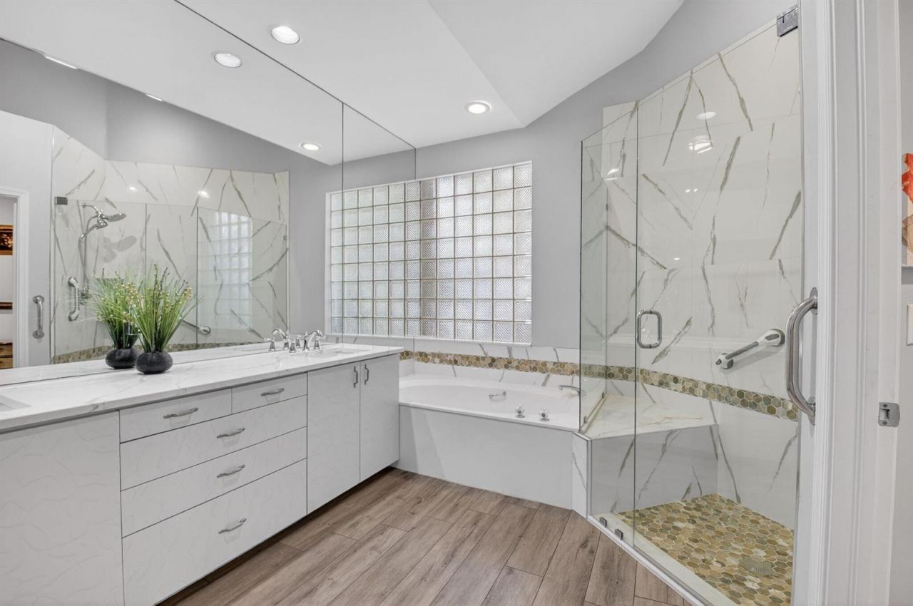 11893 Fountainside Circle , Boynton Beach, FL 33437 Photo