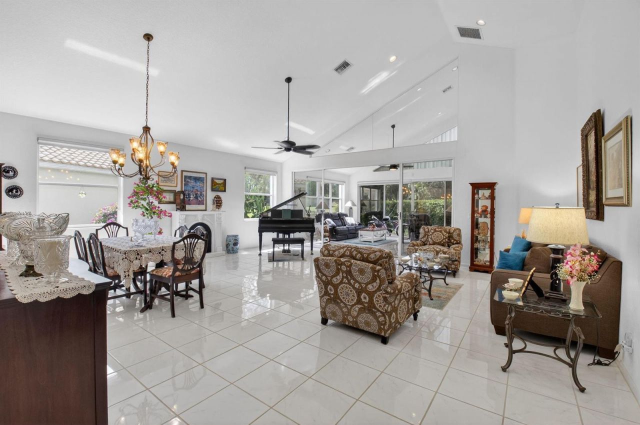 11893 Fountainside Circle , Boynton Beach, FL 33437 Photo