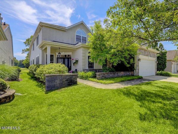 50 Spyglass Drive, Jackson, NJ 08527