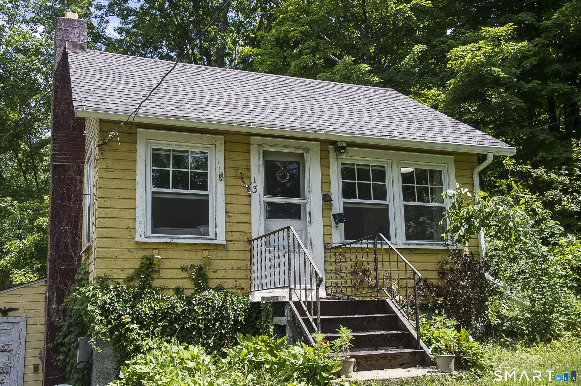 13 Webb, Naugatuck, CT 06770 Main Photo