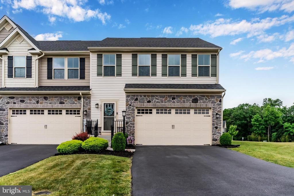 4266 Secretariat Street , Harrisburg, PA 17112 Main Photo