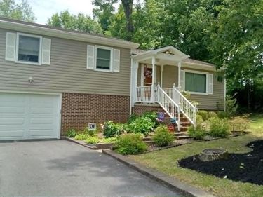 150 TANBRIDGE DRIVE, MARTINSBURG, WV 25401