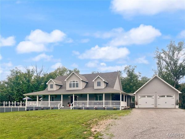 13833 New London Gravel Road, New London, MO 63459