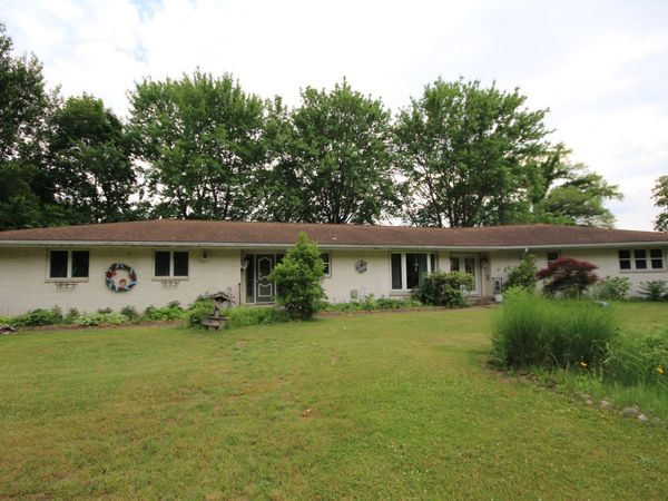 1550 E Y Avenue, Vicksburg, MI 49097
