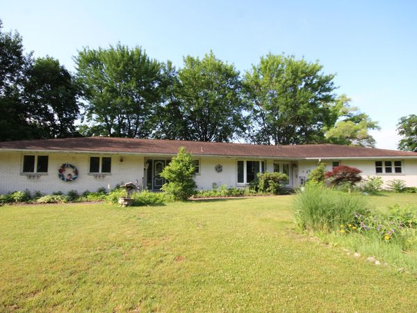 1550 E Y Avenue, Vicksburg, MI 49097