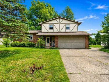 7036 Nocturne Road N, Reynoldsburg, OH 43068