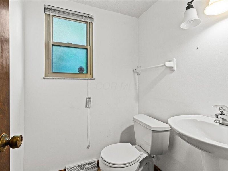7036 Nocturne Road N, Reynoldsburg, OH 43068 Photo 15