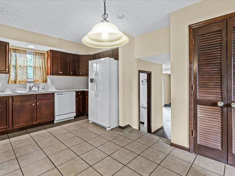 7036 Nocturne Road N, Reynoldsburg, OH 43068 Photo 8