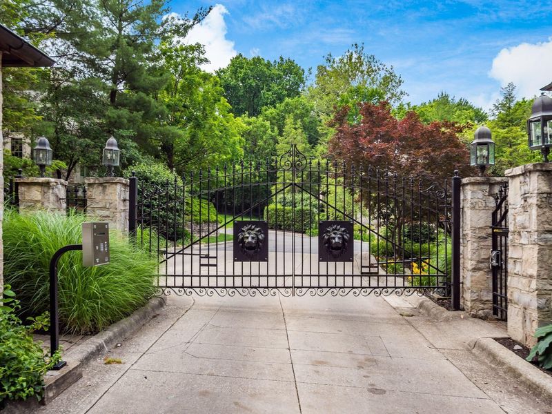 6 Lyonsgate Road , Bexley, OH 43209 Photo 62