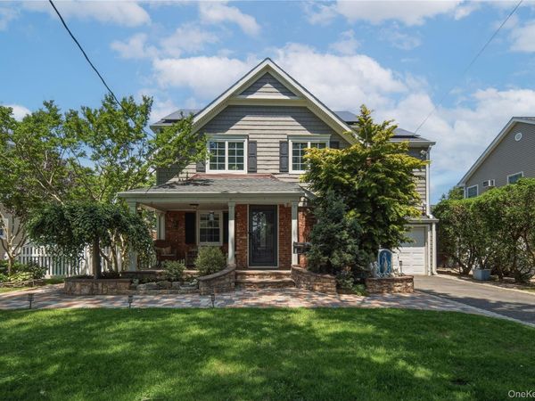 1533 Lowell Avenue , New Hyde Park, NY 11040