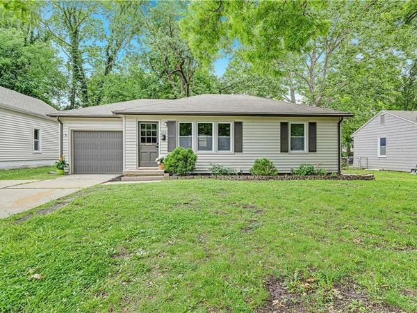 5408 W 72nd Street, Prairie Village, KS 66208