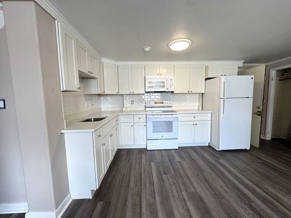 31 Western Ave, Unit 15, Gloucester, MA 01930