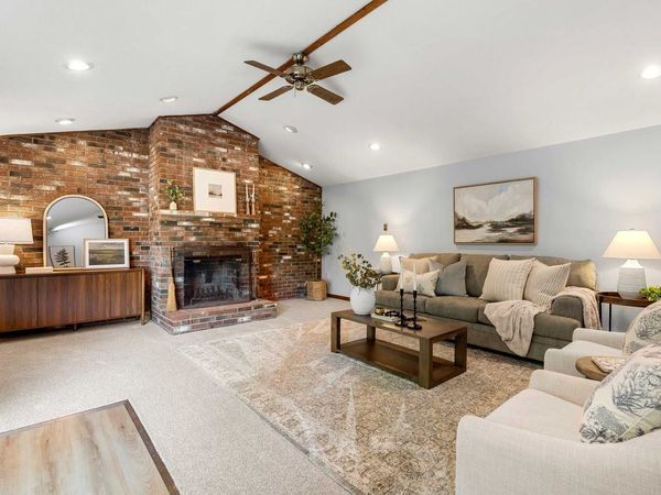 10 Cove Street, Goffstown, NH 03045