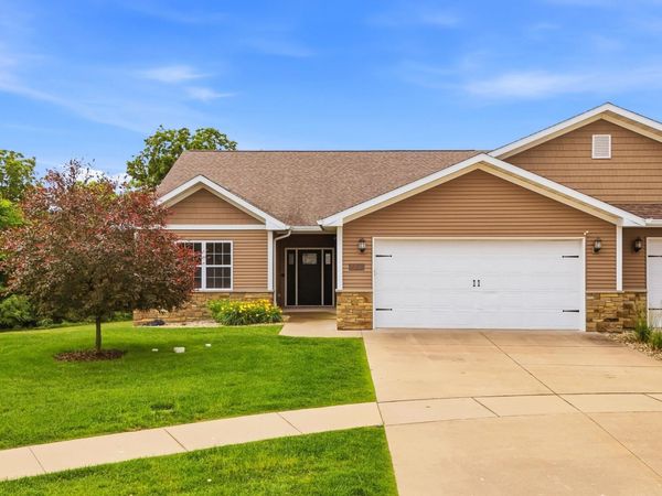 5159 Deerfield Drive, Burlington, IA 52601
