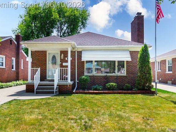 14869 Champaign Road, Allen Park, MI 48101