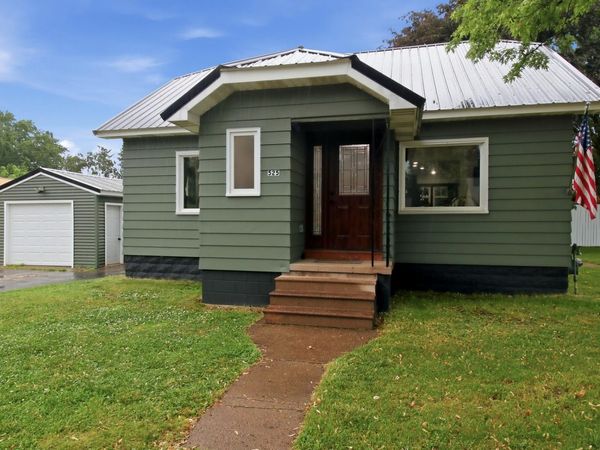525 W Lincoln Street, Augusta, WI 54722