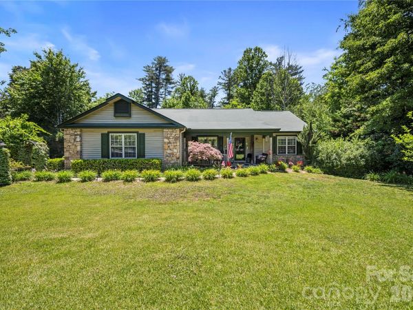 9 Tall Pines Road , Hendersonville, NC 28739