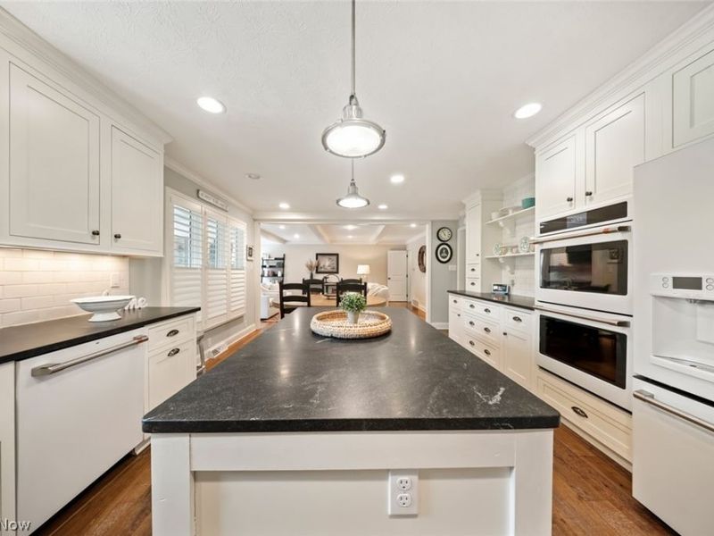 28930 Turnbridge Road , Bay Village, OH 44140 Photo 17