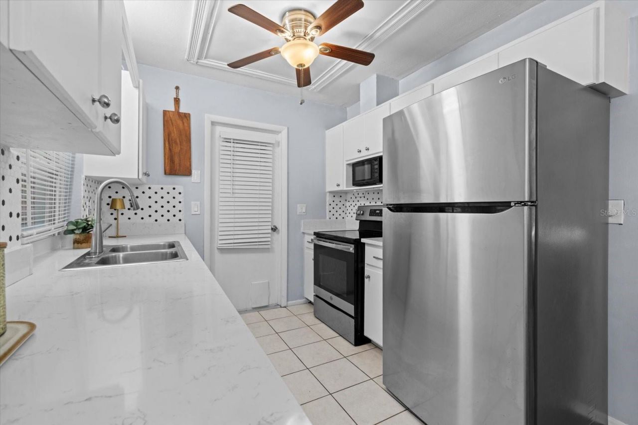 4305 Chinaberry Circle , Bradenton, FL 34208 Photo