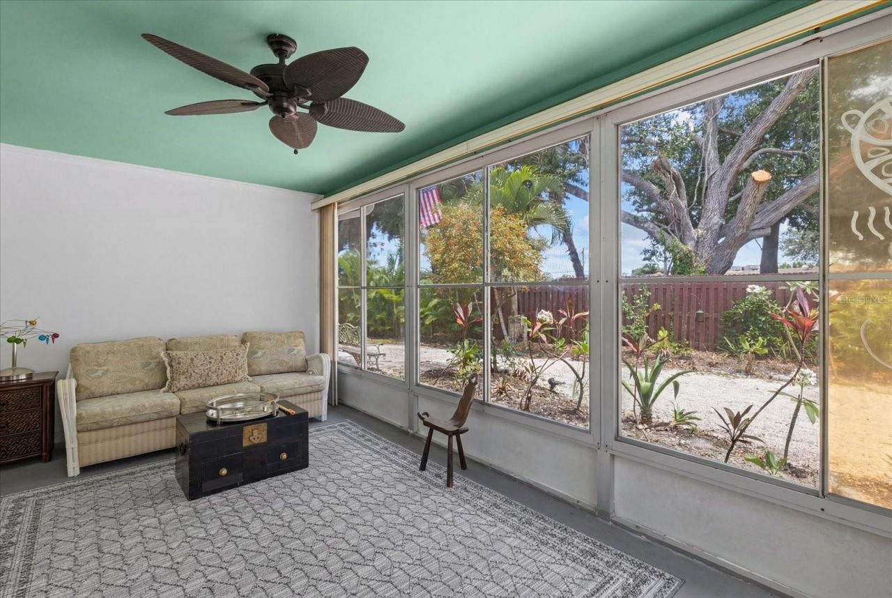 4305 Chinaberry Circle , Bradenton, FL 34208 Photo
