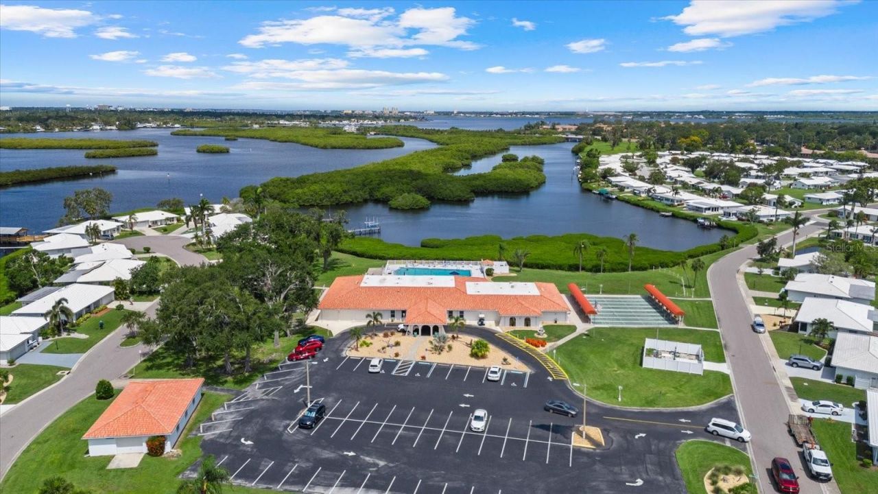 4305 Chinaberry Circle , Bradenton, FL 34208 Photo