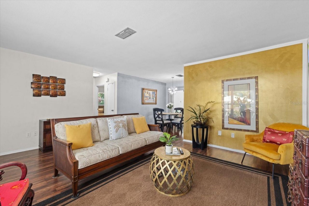 4305 Chinaberry Circle , Bradenton, FL 34208 Photo