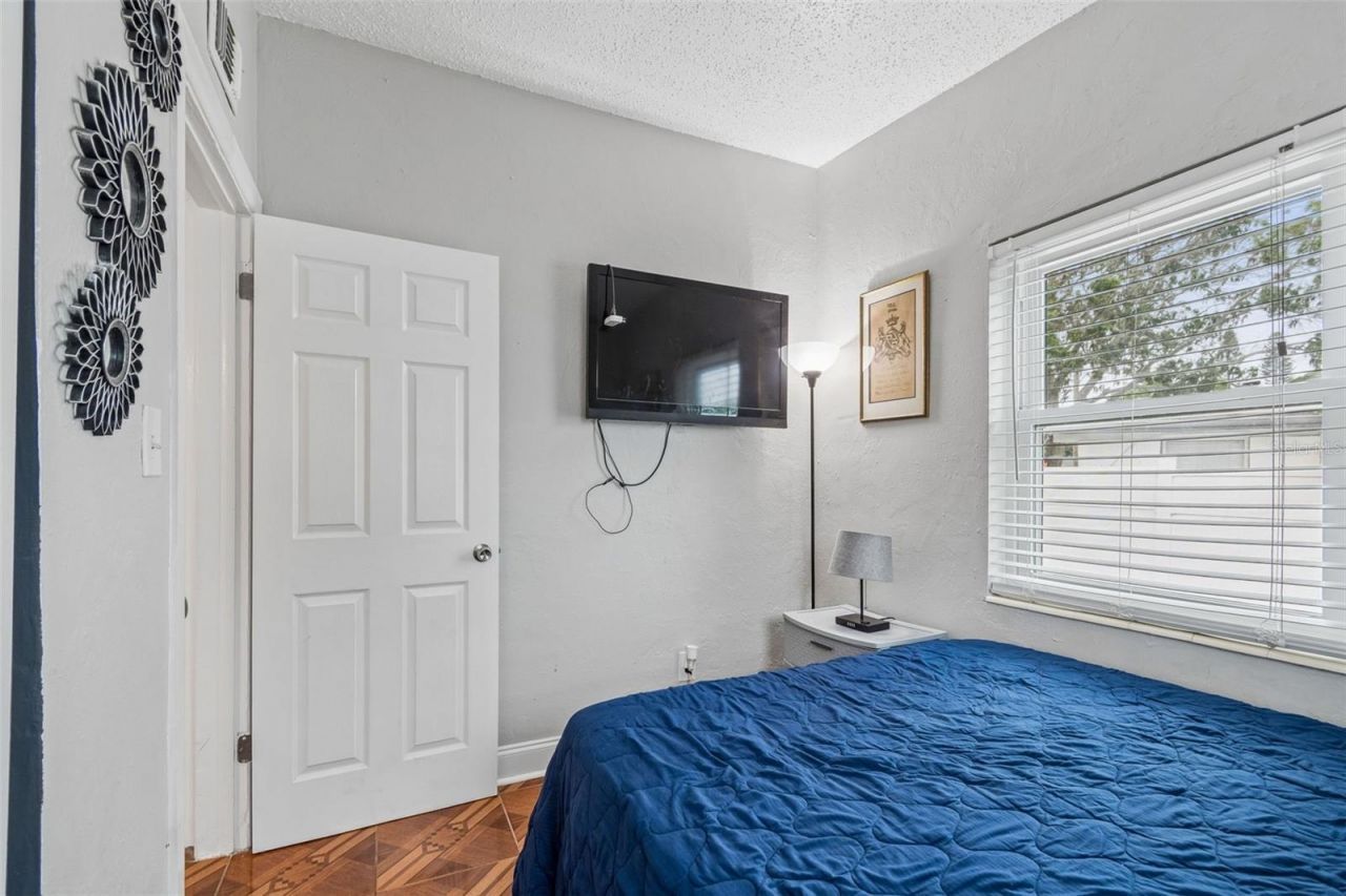 4479 Porpoise Drive Se, Saint Petersburg, FL 33705 Photo