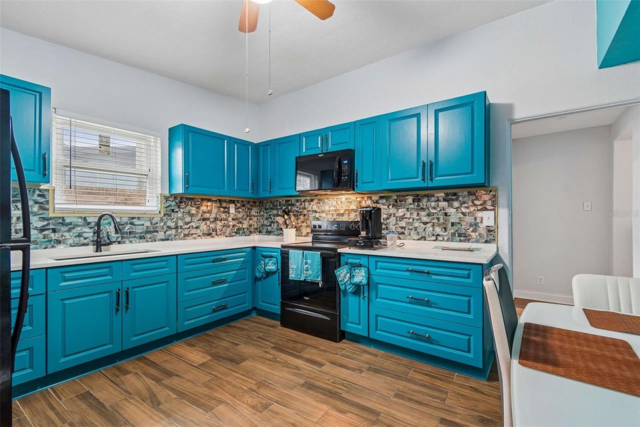 4479 Porpoise Drive Se, Saint Petersburg, FL 33705 Photo