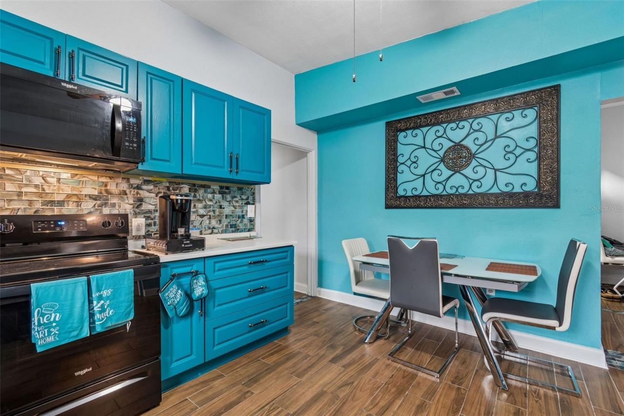 4479 Porpoise Drive Se, Saint Petersburg, FL 33705 Photo