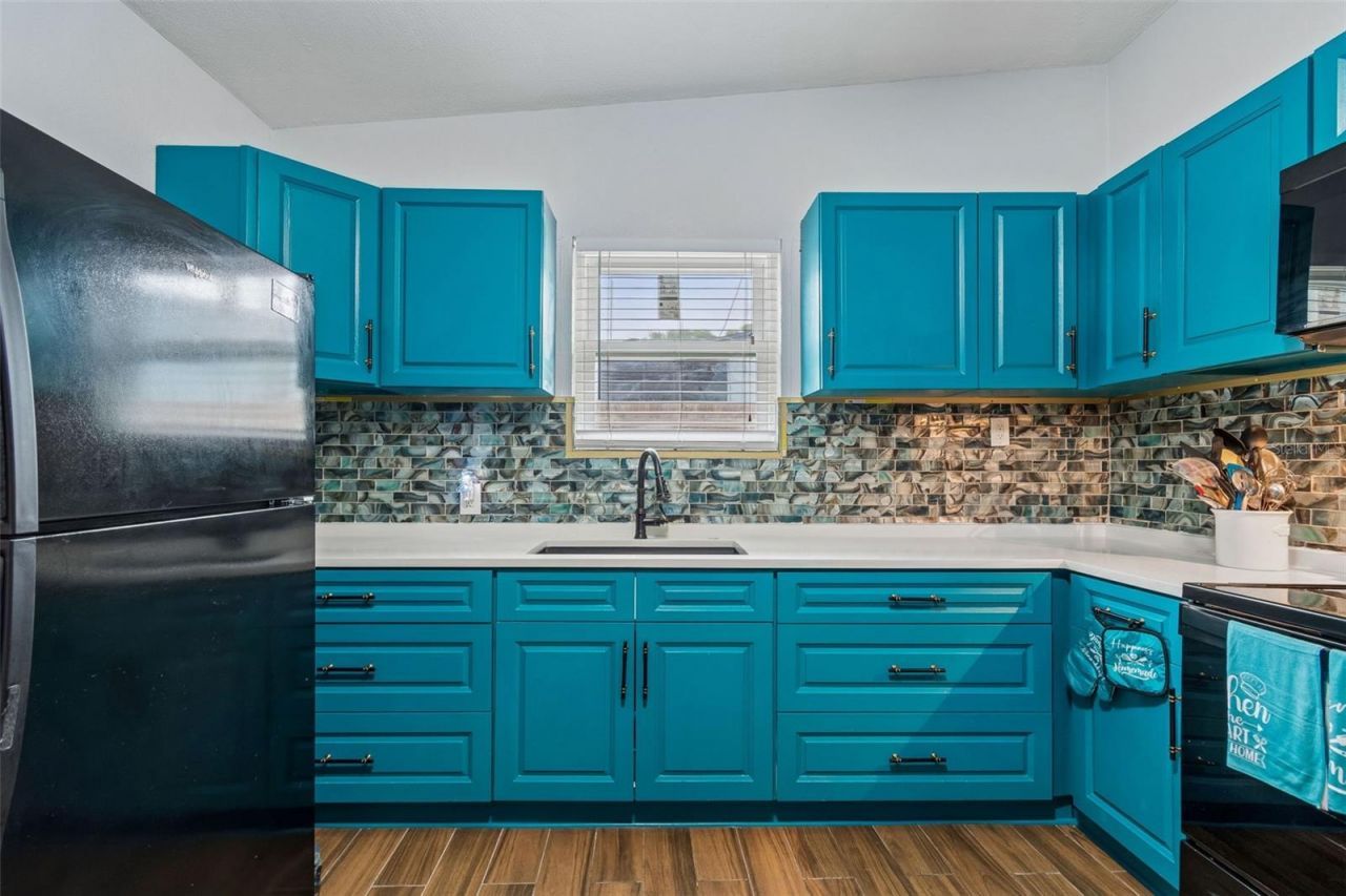 4479 Porpoise Drive Se, Saint Petersburg, FL 33705 Photo