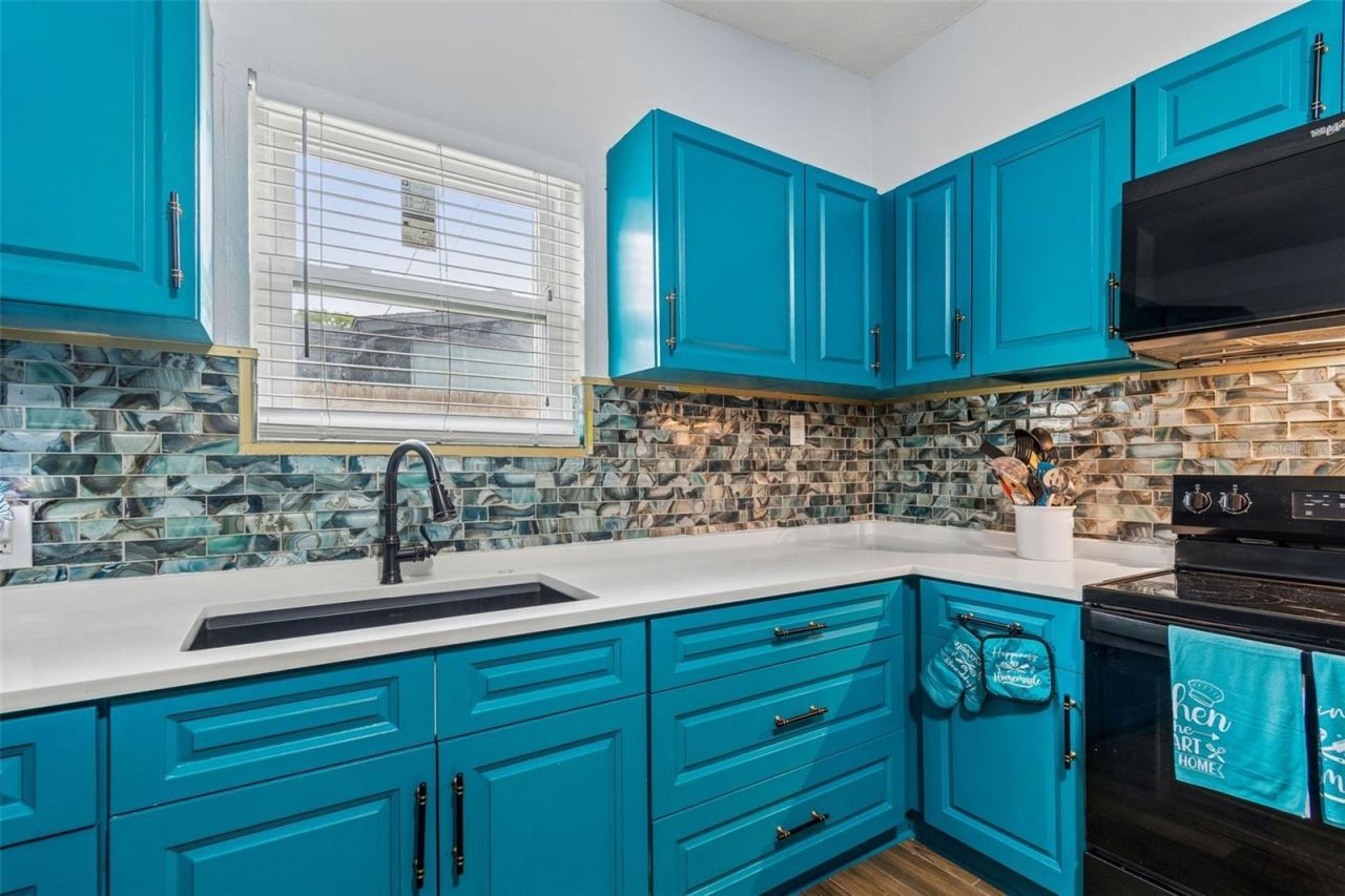 4479 Porpoise Drive Se, Saint Petersburg, FL 33705 Photo