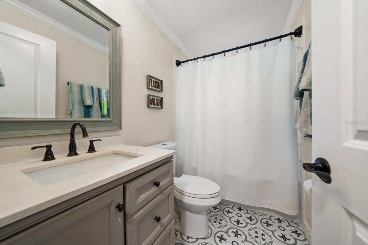 521 Meravan Drive , Palm Harbor, FL 34683 Photo