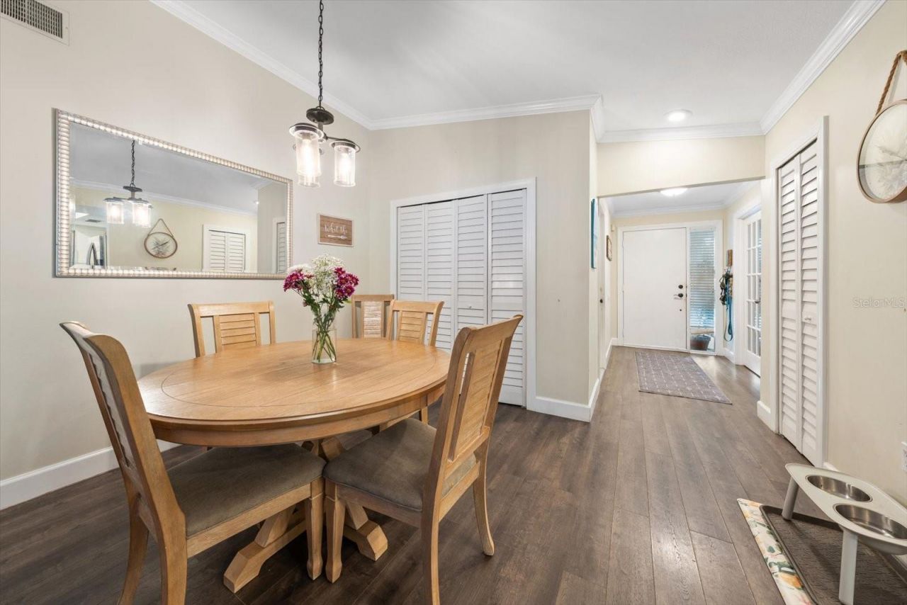 521 Meravan Drive , Palm Harbor, FL 34683 Photo