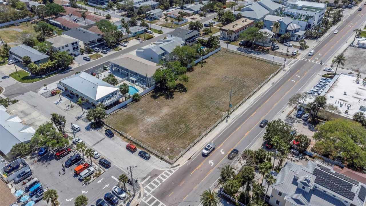 2300 Gulf Boulevard, Indian Rocks Beach, FL 33785 Photo
