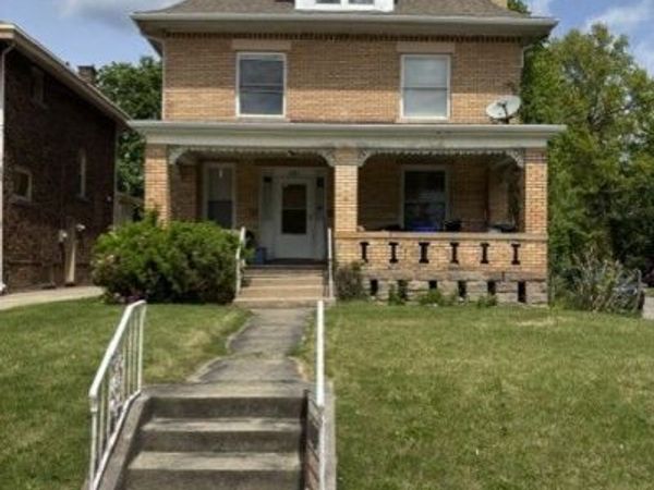 141 E Leasure Avenue , New Castle, PA 16101