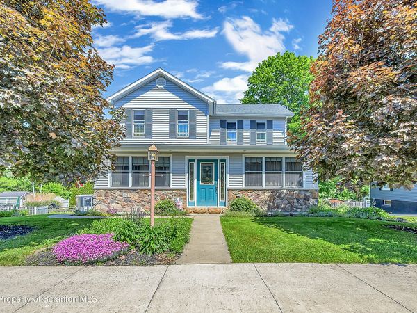 110 Spring Garden Street, Moscow, PA 18444