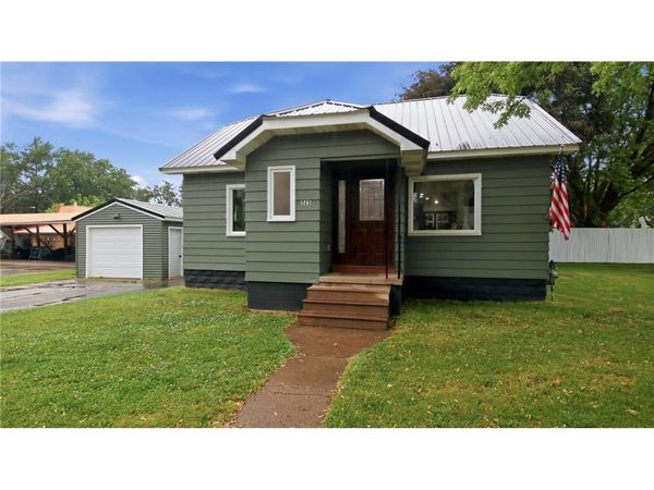 525 W Lincoln Street, Augusta, WI 54722