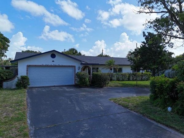 4639 Franwood Drive, Delray Beach, FL 33445