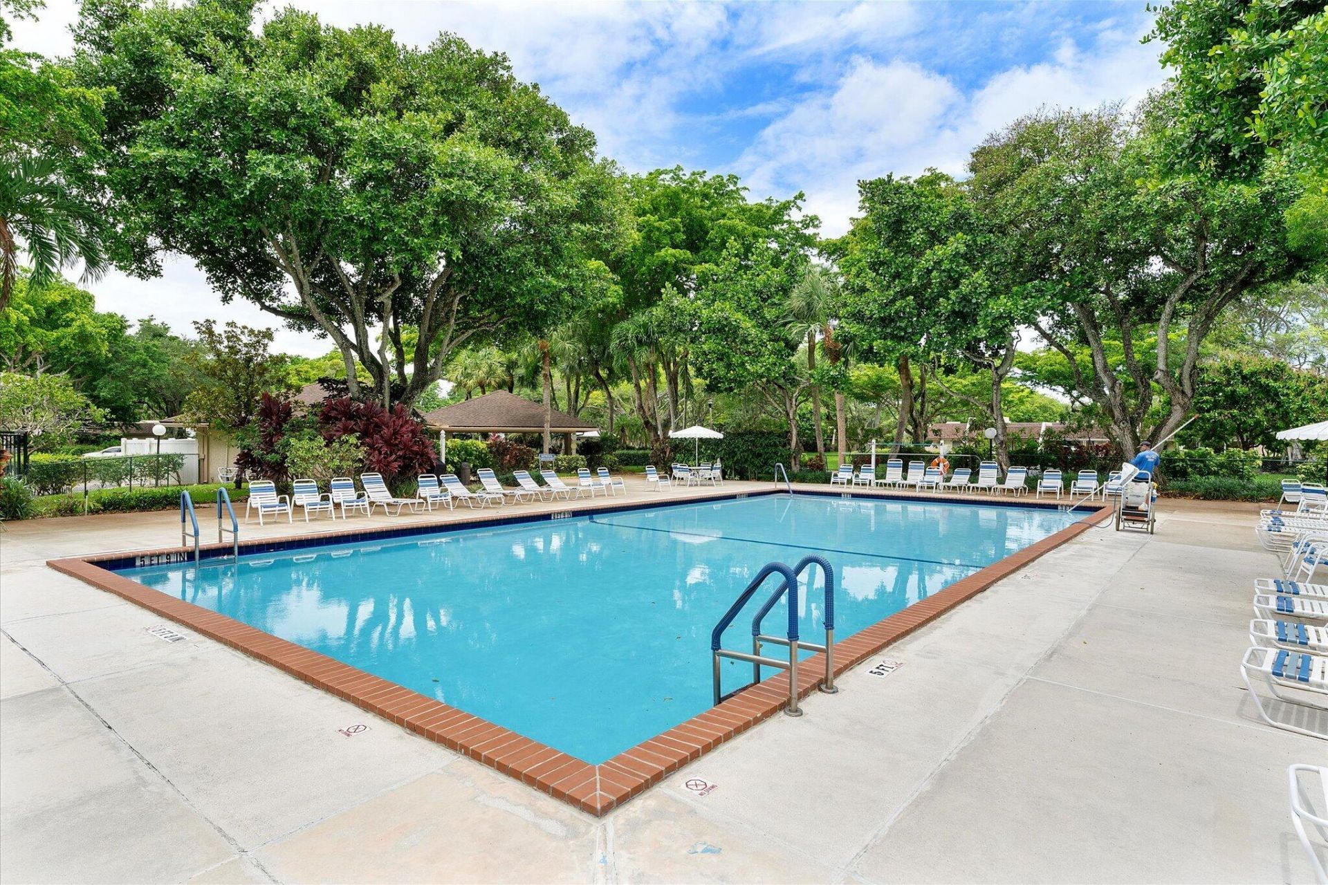 3900 Oaks Clubhouse Drive, Unit 110, Pompano Beach, FL 33069 Photo