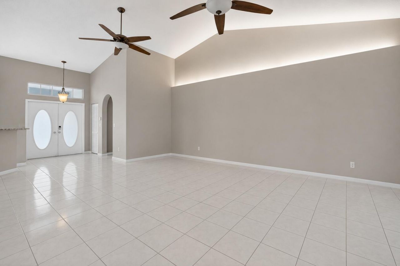 16074 66th Court N, The Acreage, FL 33470 Photo