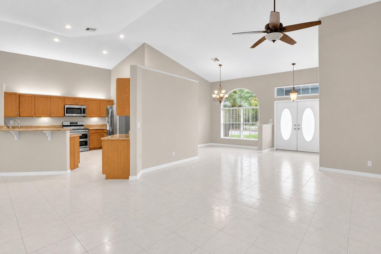 16074 66th Court N, The Acreage, FL 33470 Photo