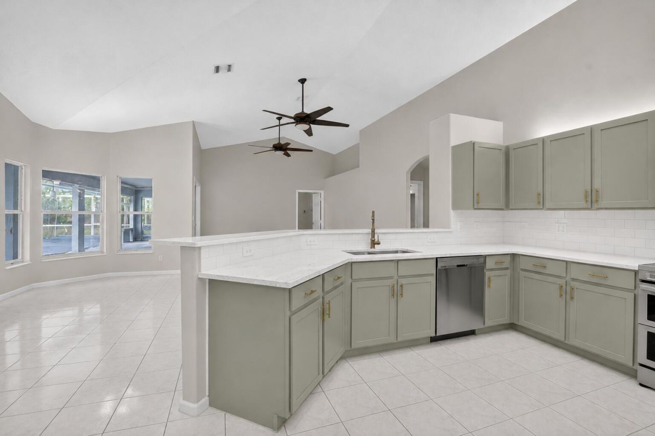16074 66th Court N, The Acreage, FL 33470 Photo