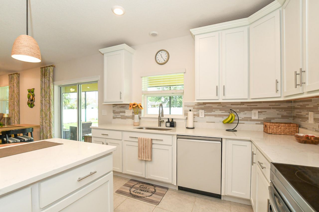 1033 SW General Patton Terrace, Port Saint Lucie, FL 34953 Photo