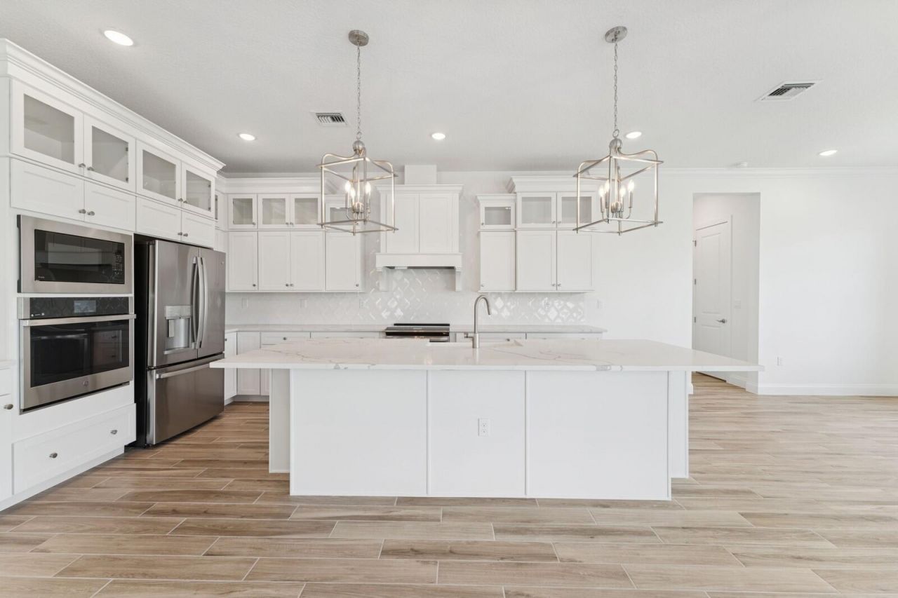 6799 SE Lost Pine Drive, Stuart, FL 34997 Photo
